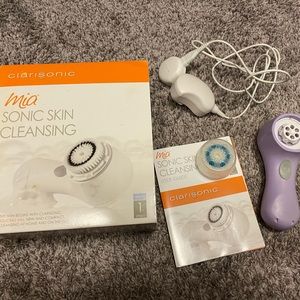 Mia Clarisonic facial brush